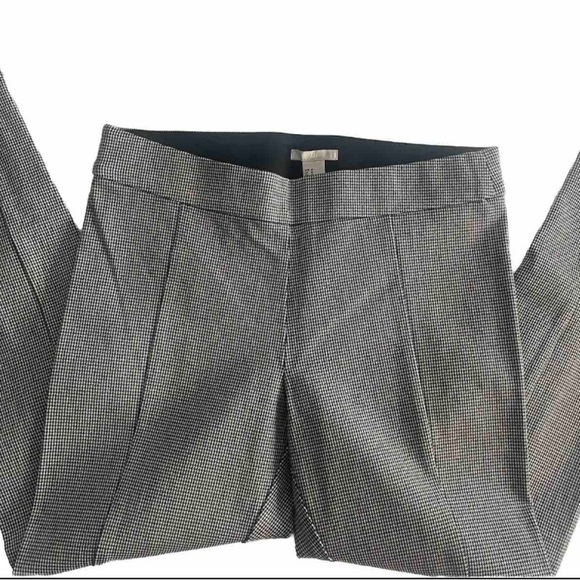 Women’s H&M black and white houndstooth, size 10 skinny leg stretch pants. - Picture 1 of 12